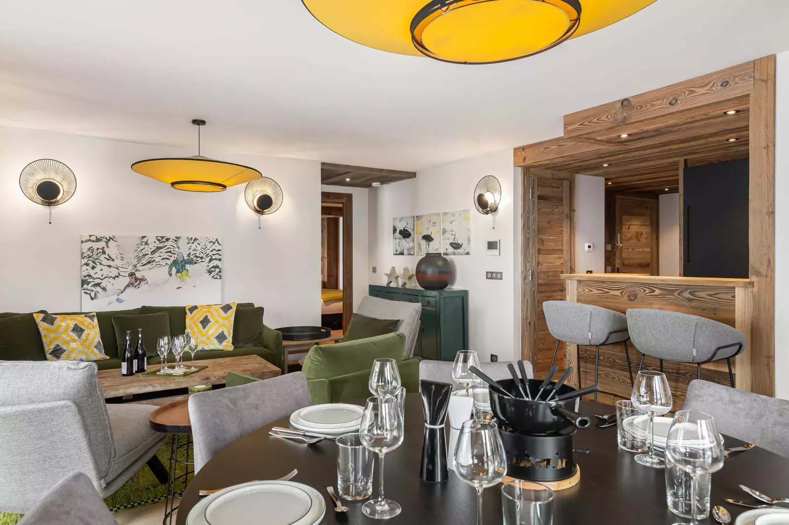 Salle à manger de l'appartement Ourson