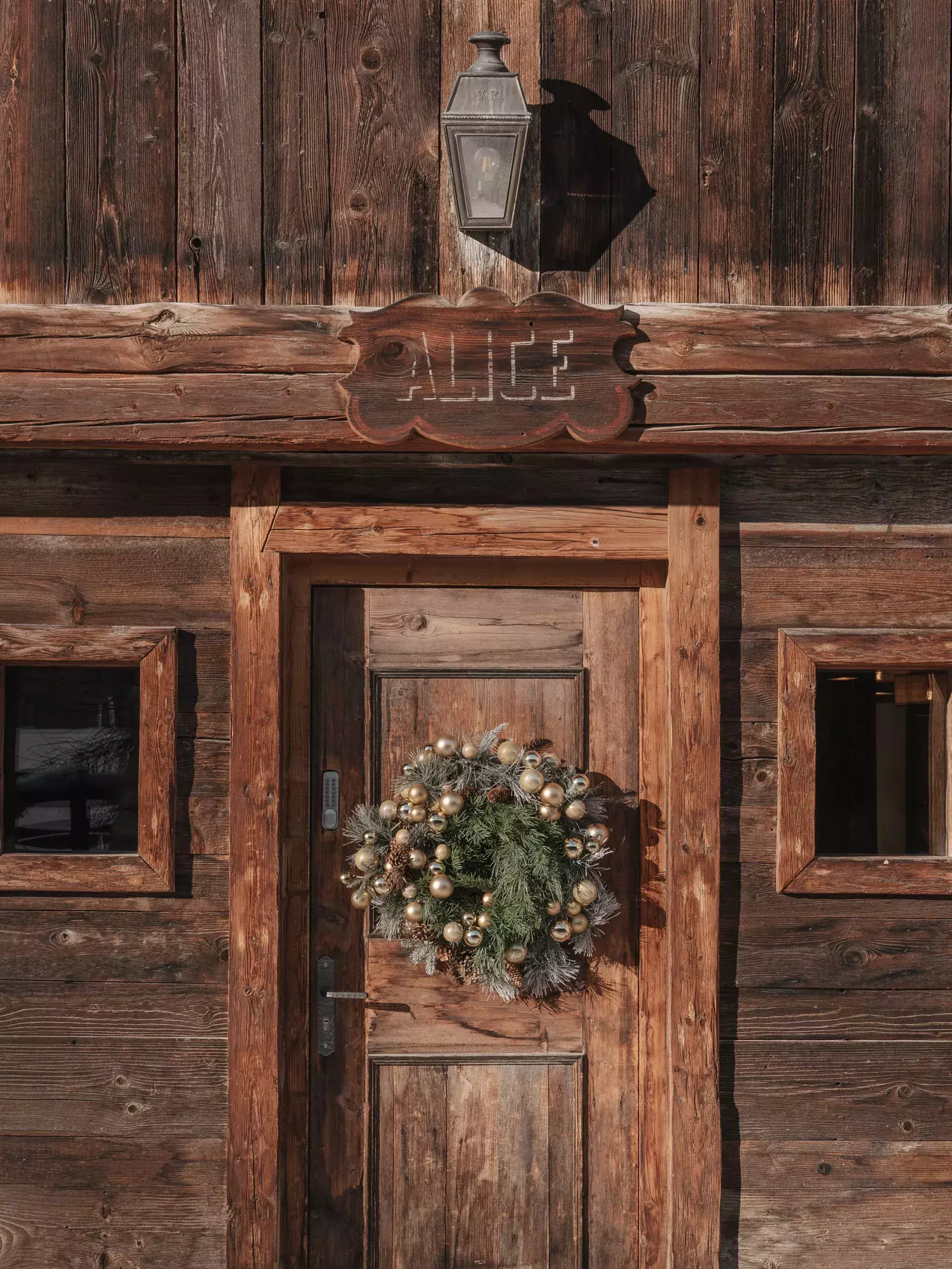Porte d'entrée du chalet Alice