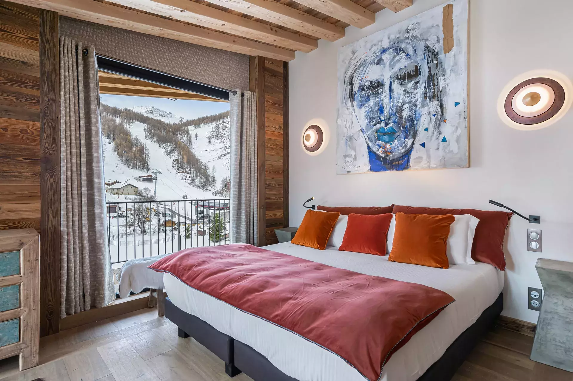 Chambre de l'appartement chamois