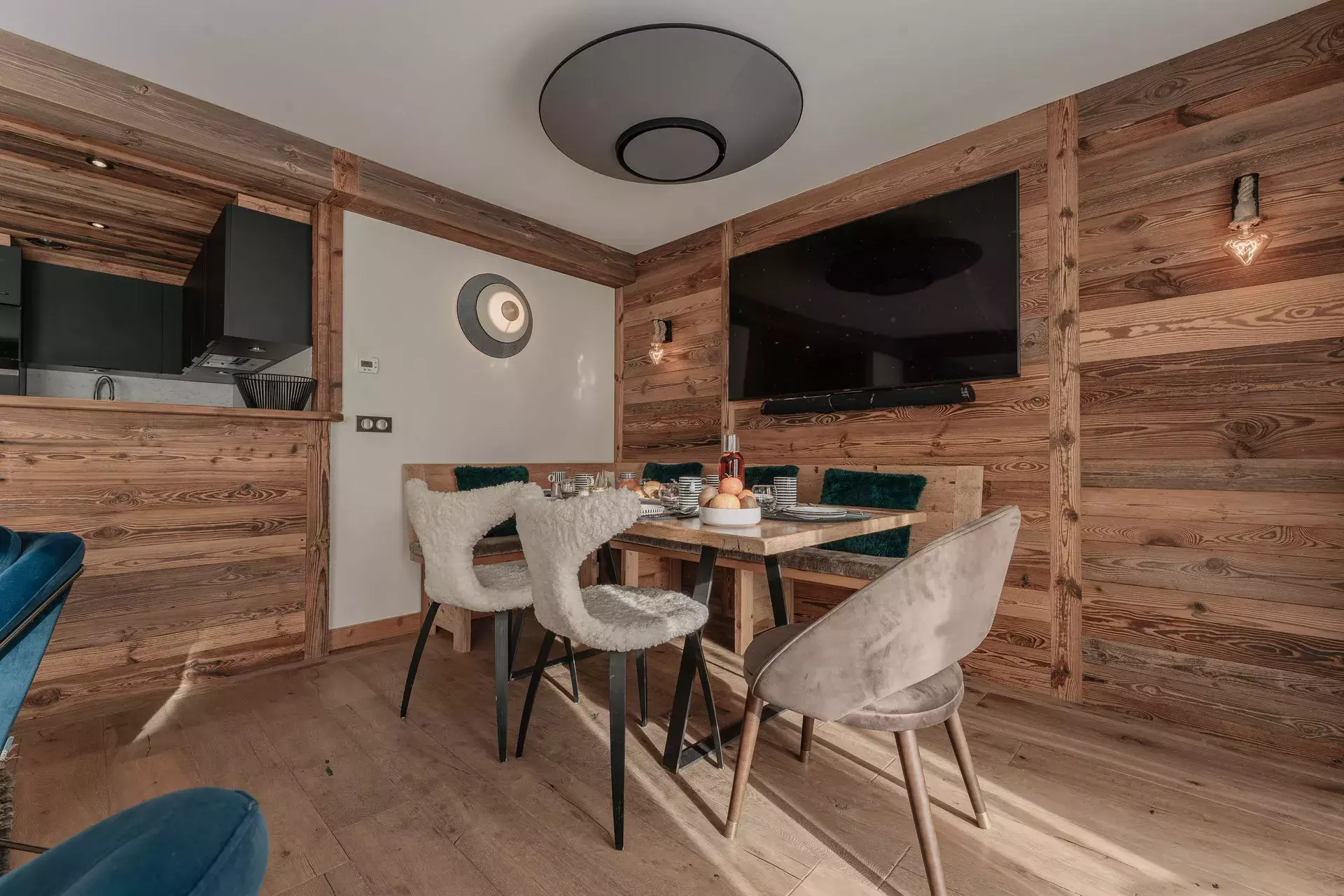 Salle à manger de l'appartement Étoile