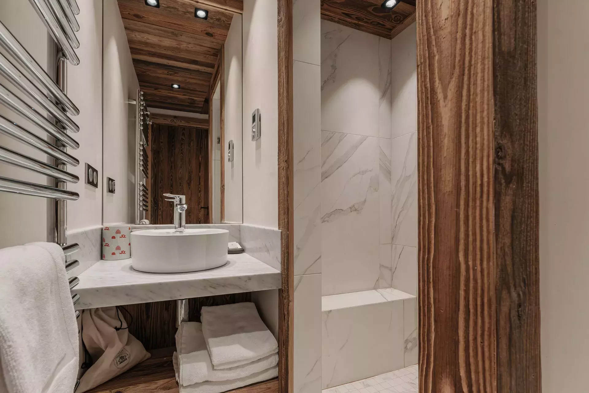 Salle de bain de l'appartement Étoile