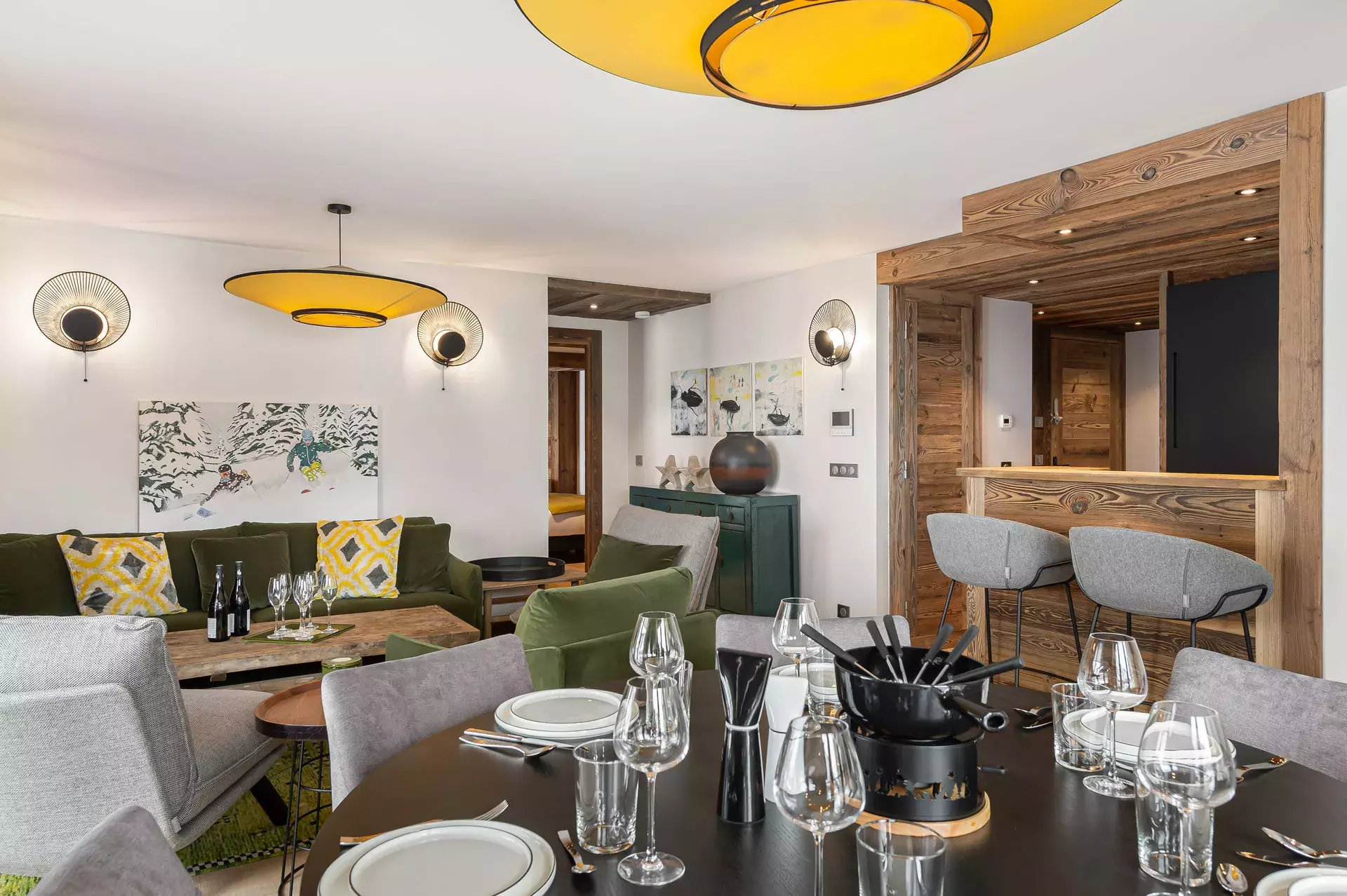 Salle à manger de l'appartement Ourson