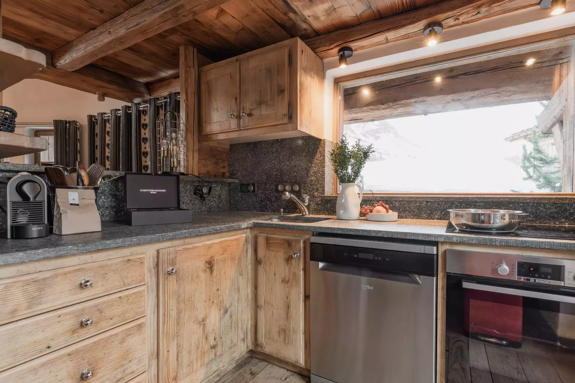 Cuisine du chalet Lièvre Blanc