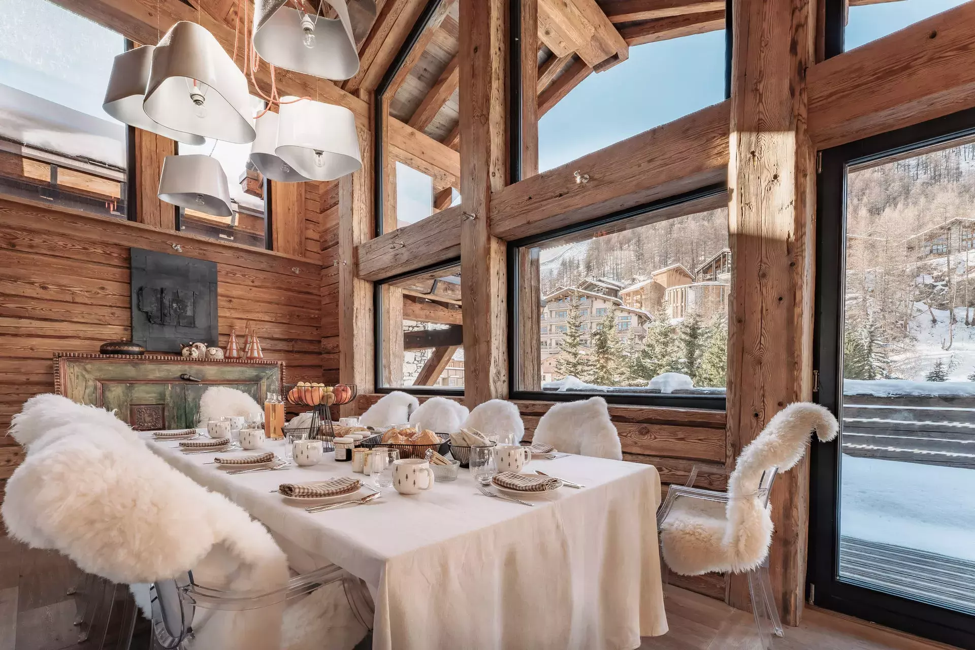 Salle à manger du chalet Papillon