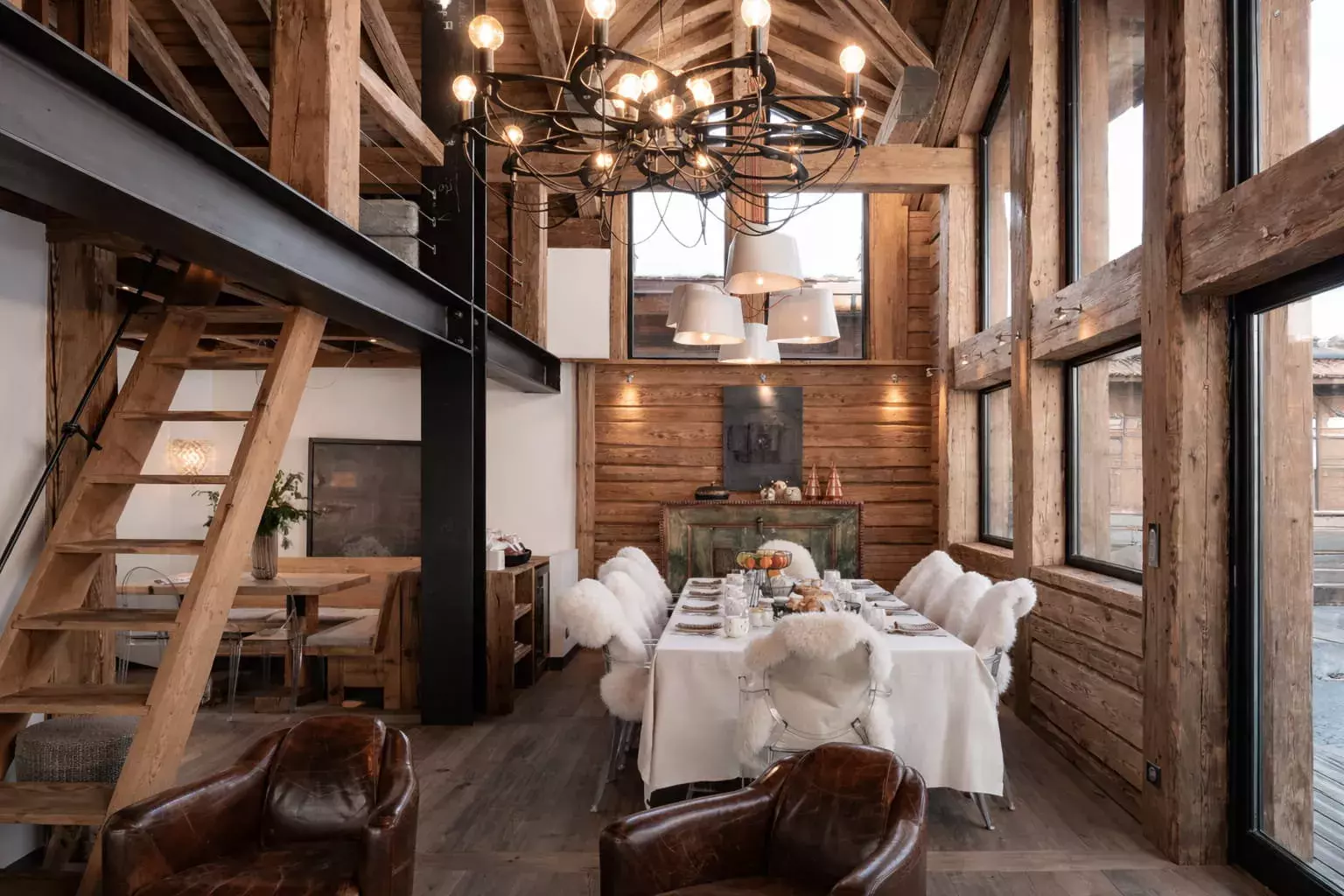 Salle à manger du chalet Papillon