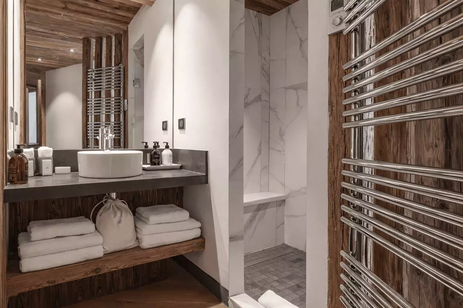 Salle de bain du penthouse Savoie